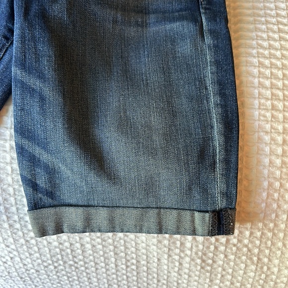Gap Jean shorts size 27 - Picture 3 of 5